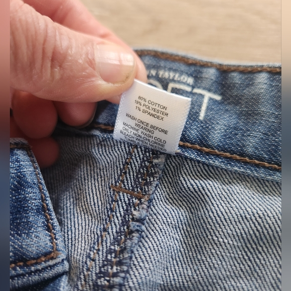 Loft denim shorts, size 6 - Picture 6 of 6